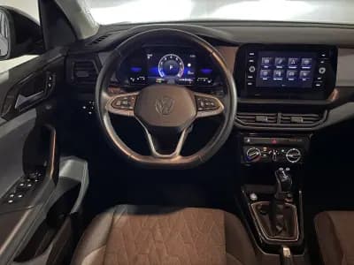 Vendo Volkswagen T-Cross 2024 - 22750 EUR, 54543 km - AUTO.MOTO.pt