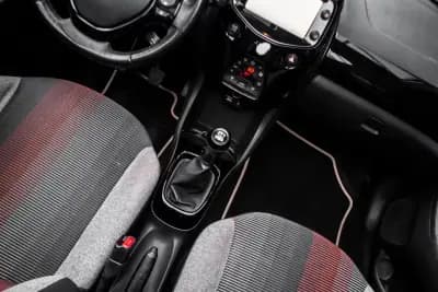 Vendo Peugeot 108 2018 - 9450 EUR, 70258 km - AUTO.MOTO.pt