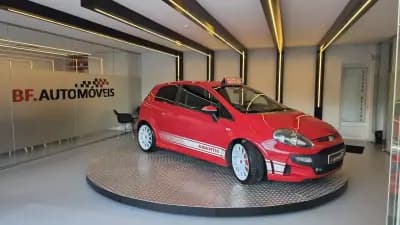 Sell Abarth Punto Evo 2012 - 16500 EUR, 118522 km - AUTO.MOTO.pt