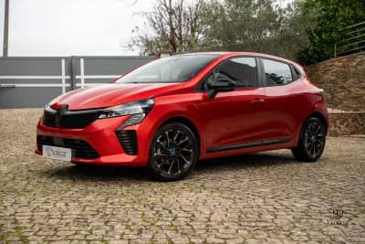 Vendo Renault Clio 2025 - 17900 EUR, 6300 km - AUTO.MOTO.pt