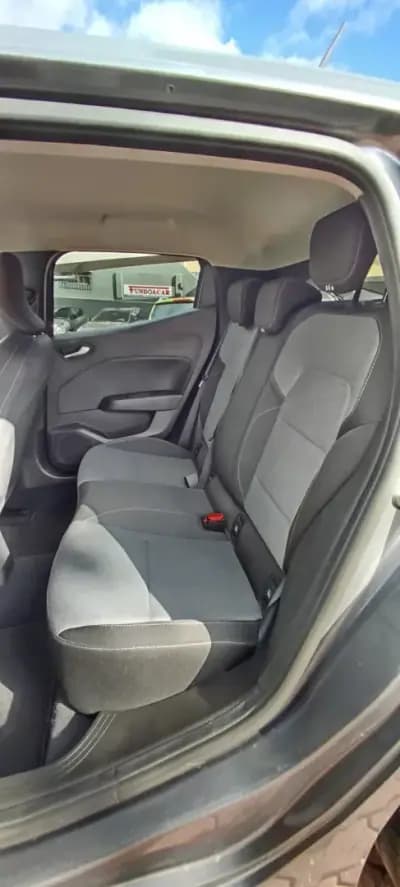 Sell Mitsubishi Colt 2024 - 18950 EUR, 30000 km - AUTO.MOTO.pt