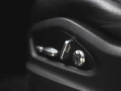 Vendo Porsche Cayenne 2018 - 59990 EUR, 119000 km - AUTO.MOTO.pt