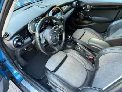 Sell MINI One 2022 - 22900 EUR, 84990 km - AUTO.MOTO.pt