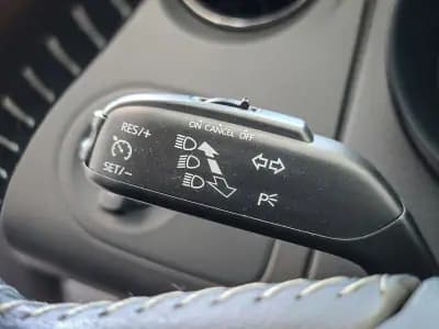 Vendo SEAT Ibiza 2015 - 11950 EUR, 80000 km - AUTO.MOTO.pt