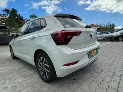 Vendo Volkswagen Polo 2022 - 18900 EUR, 75579 km - AUTO.MOTO.pt