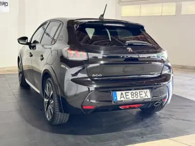 Vendo Peugeot 208 2020 - 17750 EUR, 50915 km - AUTO.MOTO.pt