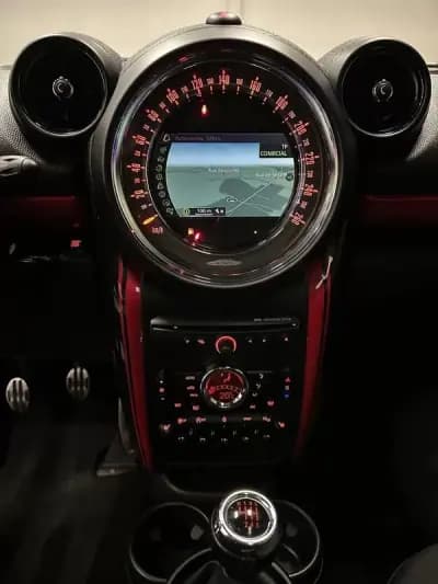 Vendo MINI Countryman 2014 - 18800 EUR, 158000 km - AUTO.MOTO.pt