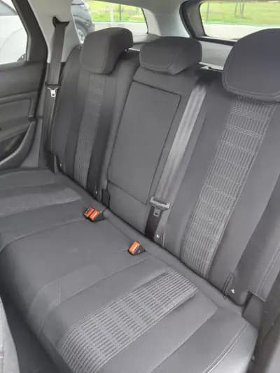 Vendo Peugeot 308 SW 2019 - 16900 EUR, 141724 km - AUTO.MOTO.pt