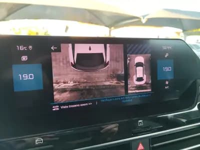 Vendo Citroën C4 2022 - 17900 EUR, 75500 km - AUTO.MOTO.pt