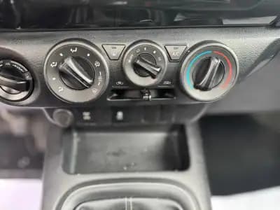 Sell Toyota Hilux 2020 - 26900 EUR, 131655 km - AUTO.MOTO.pt