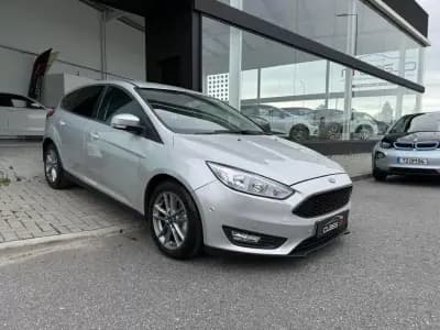 Vendo Ford Focus 2018 - 13850 EUR, 68388 km - AUTO.MOTO.pt