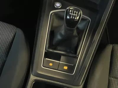 Sell Volkswagen Golf 2021 - 17990 EUR, 50000 km - AUTO.MOTO.pt