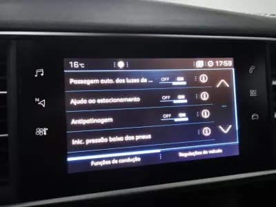 Sell Peugeot 308 2020 - 15500 EUR, 60000 km - AUTO.MOTO.pt