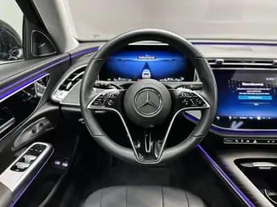 Vendo Mercedes-Benz E 300 2024 - 61500 EUR, 63000 km - AUTO.MOTO.pt