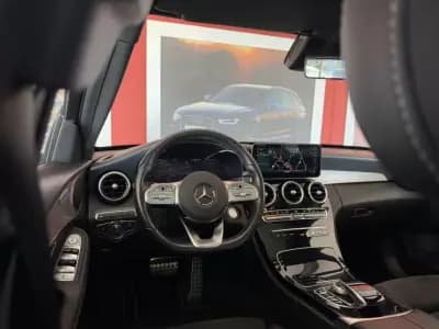 Vendo Mercedes-Benz C 300 2019 - 34990 EUR, 79215 km - AUTO.MOTO.pt