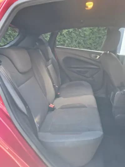 Sell Ford Fiesta 2017 - 10750 EUR, 128000 km - AUTO.MOTO.pt