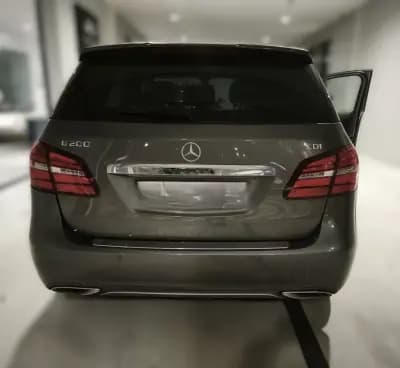 Vendo Mercedes-Benz B 200 2015 - 15500 EUR, 157500 km - AUTO.MOTO.pt