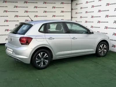 Vendo Volkswagen Polo 2018 - 12990 EUR, 69000 km - AUTO.MOTO.pt