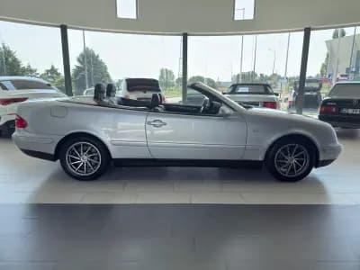 Vendo Mercedes-Benz CLK 230 1999 - 9990 EUR, 111847 km - AUTO.MOTO.pt