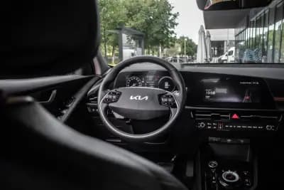 Vendo Kia Niro EV 2023 - 27990 EUR, 42094 km - AUTO.MOTO.pt