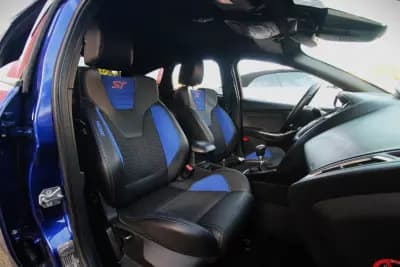 Vendo Ford Focus 2016 - 17990 EUR, 194500 km - AUTO.MOTO.pt