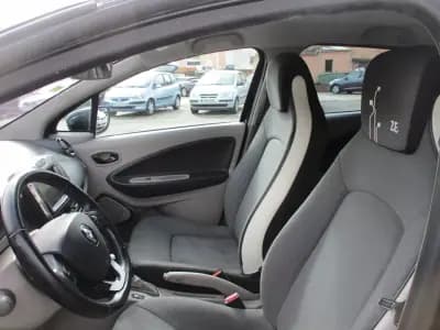 Sell Renault Zoe 2015 - 7900 EUR, 129000 km - AUTO.MOTO.pt