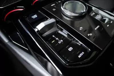 Vendo BMW i5 2023 - 79900 EUR, 17145 km - AUTO.MOTO.pt