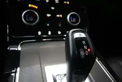 Sell Land Rover Range Rover Evoque 2024 - 56000 EUR, 39000 km - AUTO.MOTO.pt