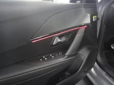 Sell Peugeot 208 2021 - 15450 EUR, 126000 km - AUTO.MOTO.pt