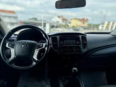 Vendo Mitsubishi L200 2022 - 30450 EUR, 82000 km - AUTO.MOTO.pt