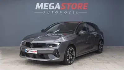 Vendo Opel Astra 2024 - 24450 EUR, 13500 km - AUTO.MOTO.pt