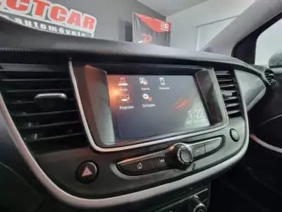Sell Opel Crossland X 2019 - 16900 EUR, 114000 km - AUTO.MOTO.pt