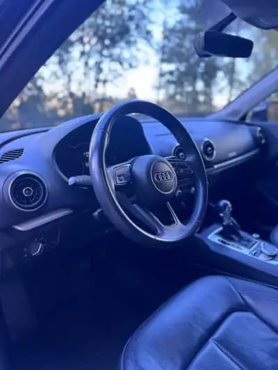 Sell Audi A3 2018 - 19500 EUR, 114450 km - AUTO.MOTO.pt