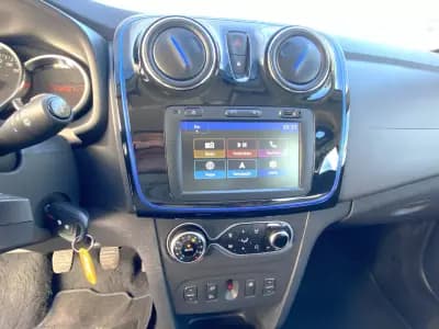 Vendo Dacia Sandero 2020 - 11800 EUR, 172967 km - AUTO.MOTO.pt