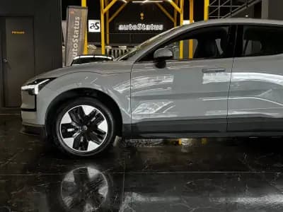 Sell Volvo EX30 2024 - 32990 EUR, 14200 km - AUTO.MOTO.pt