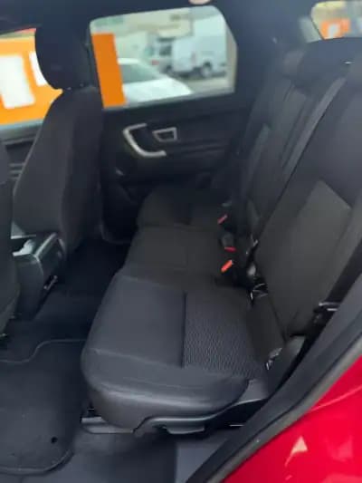 Vendo Land Rover Discovery Sport 2018 - 29750 EUR, 100950 km - AUTO.MOTO.pt