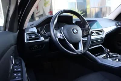 Sell BMW 330e 2021 - 26400 EUR, 93627 km - AUTO.MOTO.pt