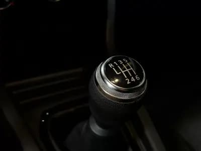 Vendo Renault Clio 2022 - 14990 EUR, 132900 km - AUTO.MOTO.pt