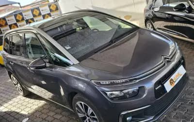 Vendo Citroën C4 Spacetourer 2019 - 18900 EUR, 173873 km - AUTO.MOTO.pt