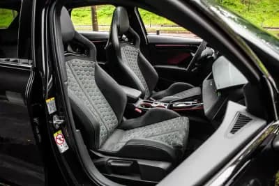 Sell Audi RS3 Sportback 2025 - 86900 EUR, 17138 km - AUTO.MOTO.pt