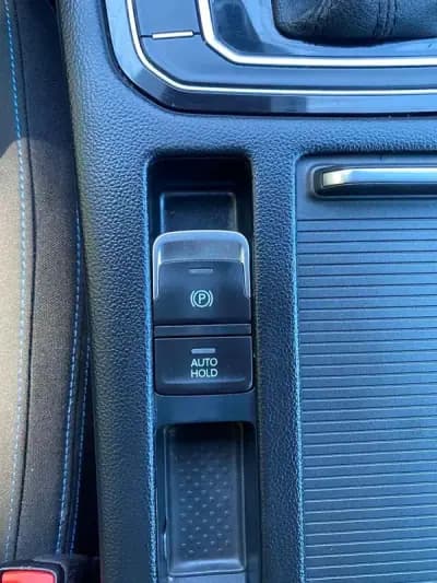 Vendo Volkswagen Passat Variant 2021 - 19900 EUR, 129031 km - AUTO.MOTO.pt