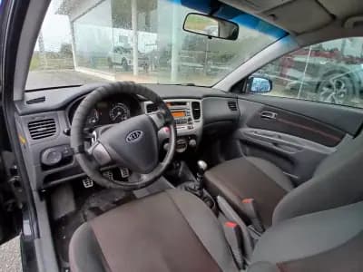 Sell Kia Rio 2009 - 3900 EUR, 344000 km - AUTO.MOTO.pt