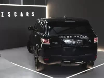 Sell Land Rover Range Rover Sport 2017 - 43990 EUR, 63000 km - AUTO.MOTO.pt