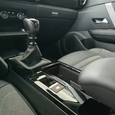 Vendo Citroën C4 2024 - 18950 EUR, 18475 km - AUTO.MOTO.pt