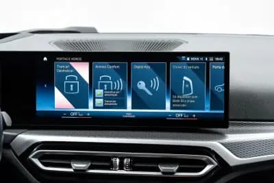 Vendo BMW 330 2023 - 43950 EUR, 44000 km - AUTO.MOTO.pt