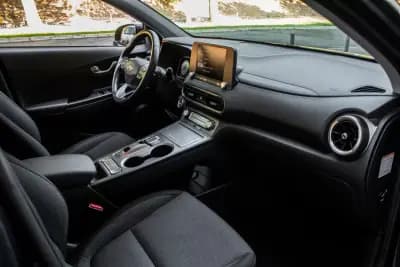 Vendo Hyundai Kauai 2022 - 22990 EUR, 46801 km - AUTO.MOTO.pt