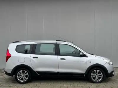 Sell Dacia Lodgy 2015 - 8950 EUR, 110000 km - AUTO.MOTO.pt
