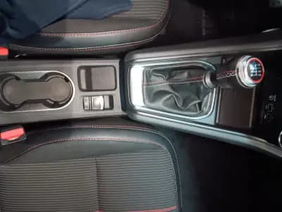 Sell Renault Captur 2022 - 17500 EUR, 77000 km - AUTO.MOTO.pt