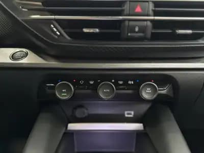 Vendo Citroën C5 X 2023 - 19000 EUR, 97000 km - AUTO.MOTO.pt