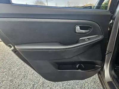 Sell Kia Carens 2018 - 17500 EUR, 138200 km - AUTO.MOTO.pt